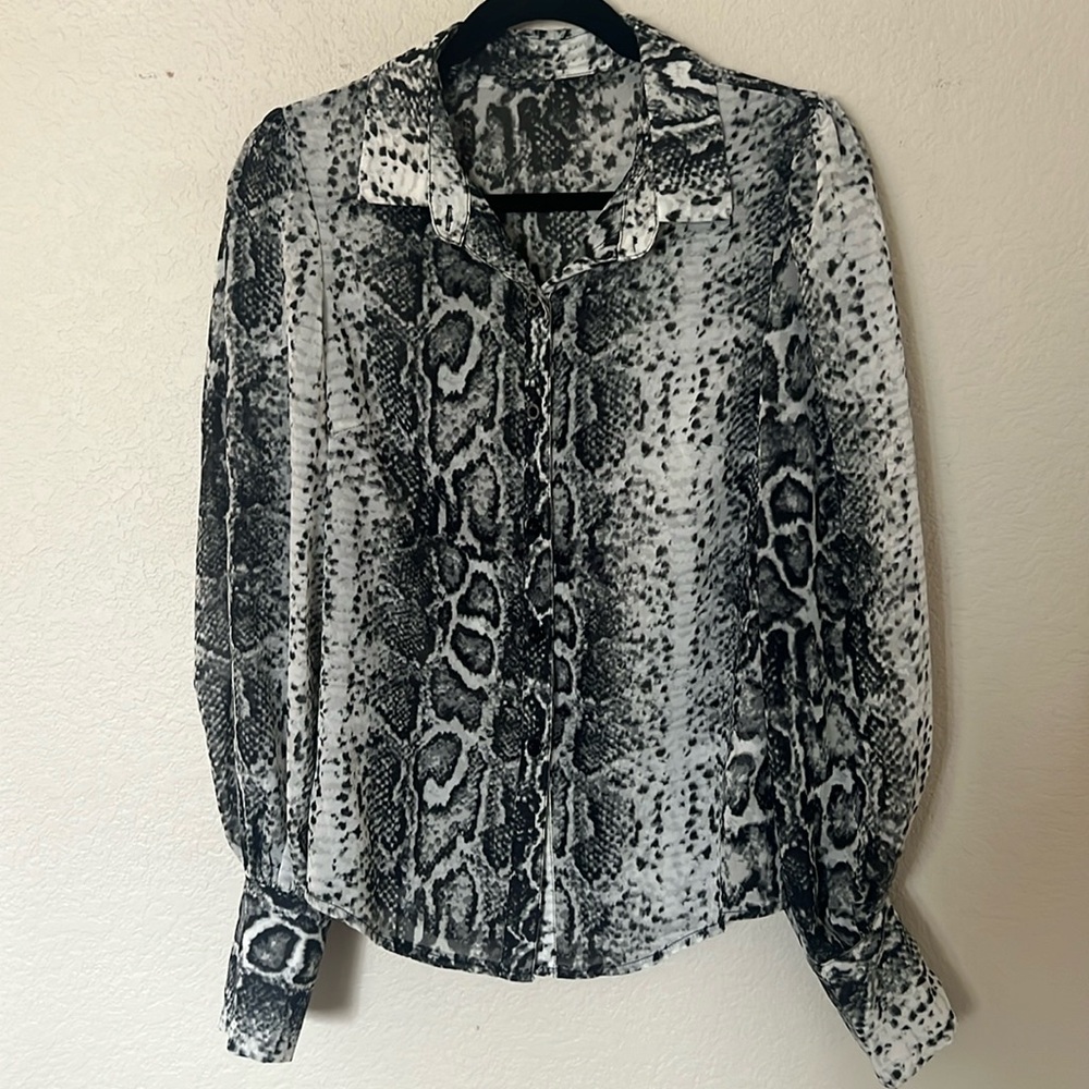 Snake print button down shiffon like blouse. Sz M